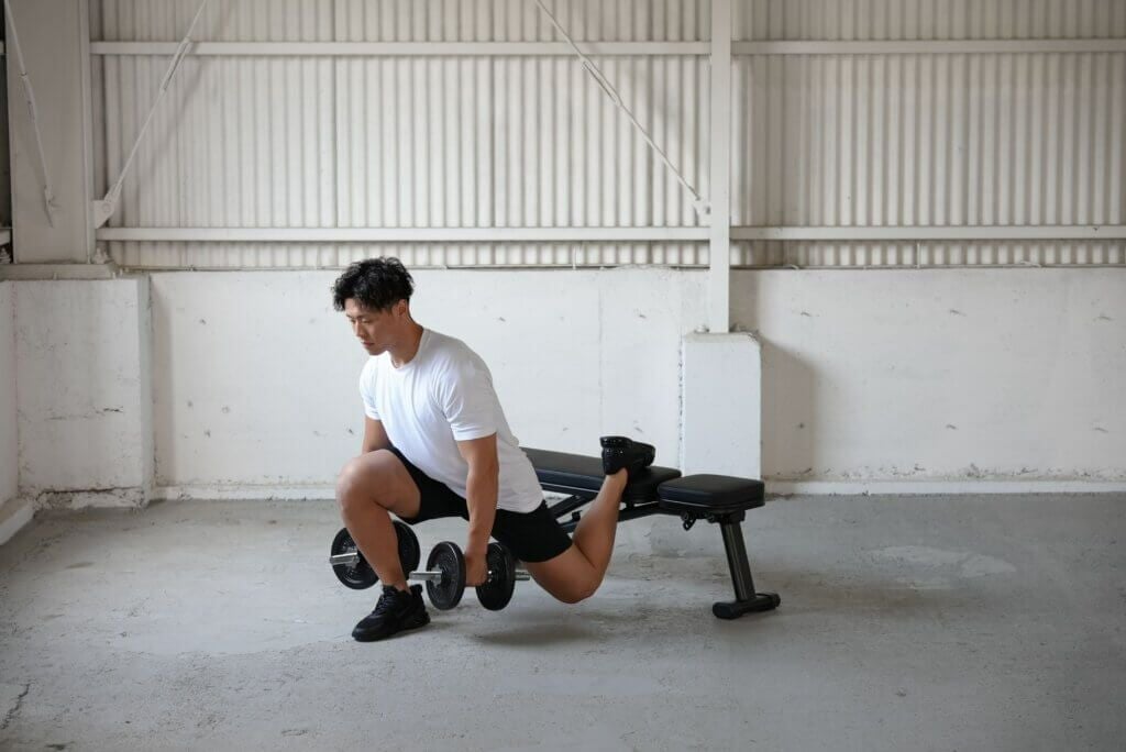 ダンベルでできる！脚トレの効果的なメニュー